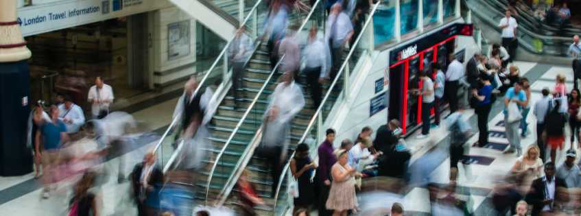 High level of stress, high workload and a dysfunctional organization are predictors of burnout