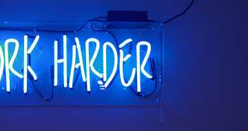 What innovations do exist in the area of performance management and what is there benefit from an evidence-based management point of view?